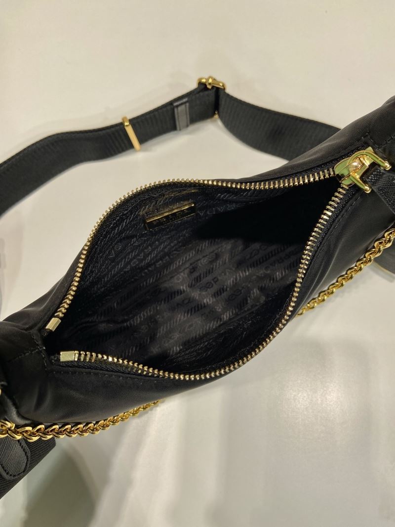 Pra*a waist chest packs